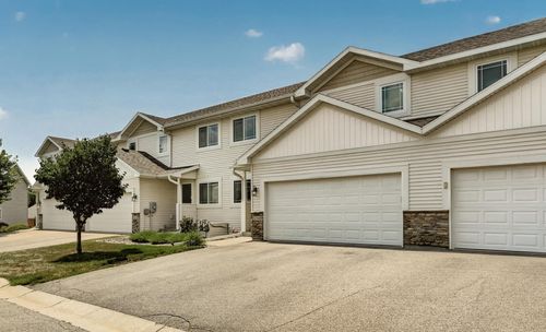 5198 Foxfield Dr Nw, Rochester, MN, 55901-4602 | Card Image