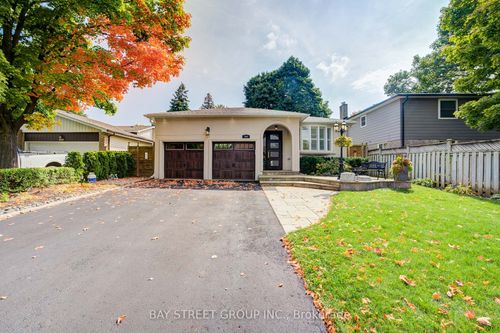 500 Tipperton Cres, Oakville, ON, L6L5C9 | Card Image
