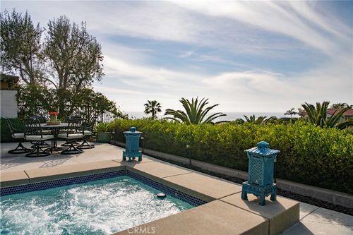 6 Surfspray Blf, Newport Coast, CA, 92657-2141 | Card Image