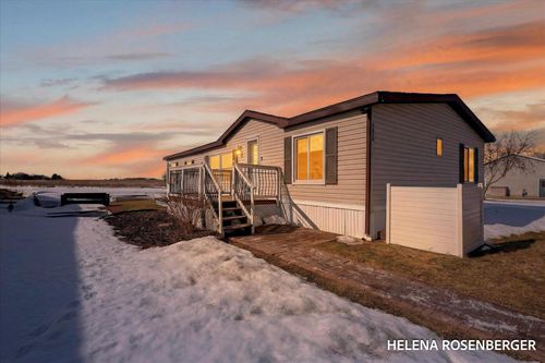 1815 Daisy Ln, Kent City, MI, 49330-9097 | Card Image