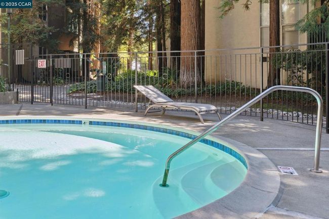 APT-109 - 155 Sharene Ln, Condo with 1 bedrooms, 1 bathrooms and 1 parking in Walnut Creek CA | Image 28