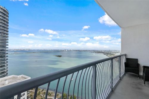 apt-4403-1750 N Bayshore Dr, Miami, FL, 33132-3217 | Card Image