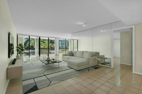 206-2000 Presidential Way, West Palm Beach, FL, 33401-1515 | Card Image