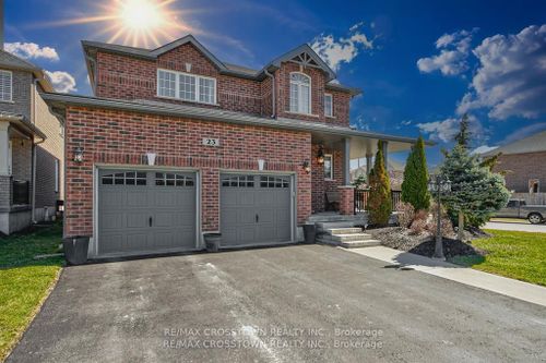 23 Kierland Rd, Barrie, ON, L4N3N6 | Card Image