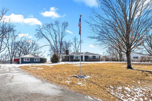 1005 Rolling Glen Drive, Marion, IA, 52302 | Card Image