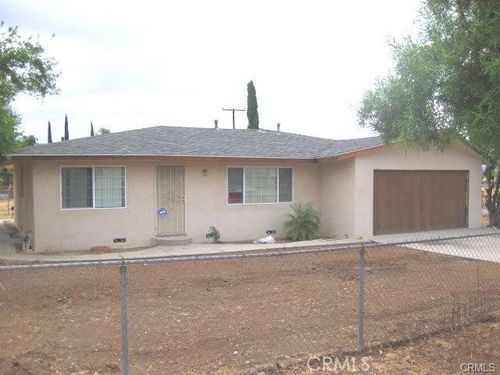 7539 Palmetto Ave, Fontana, CA, 92336-2128 | Card Image
