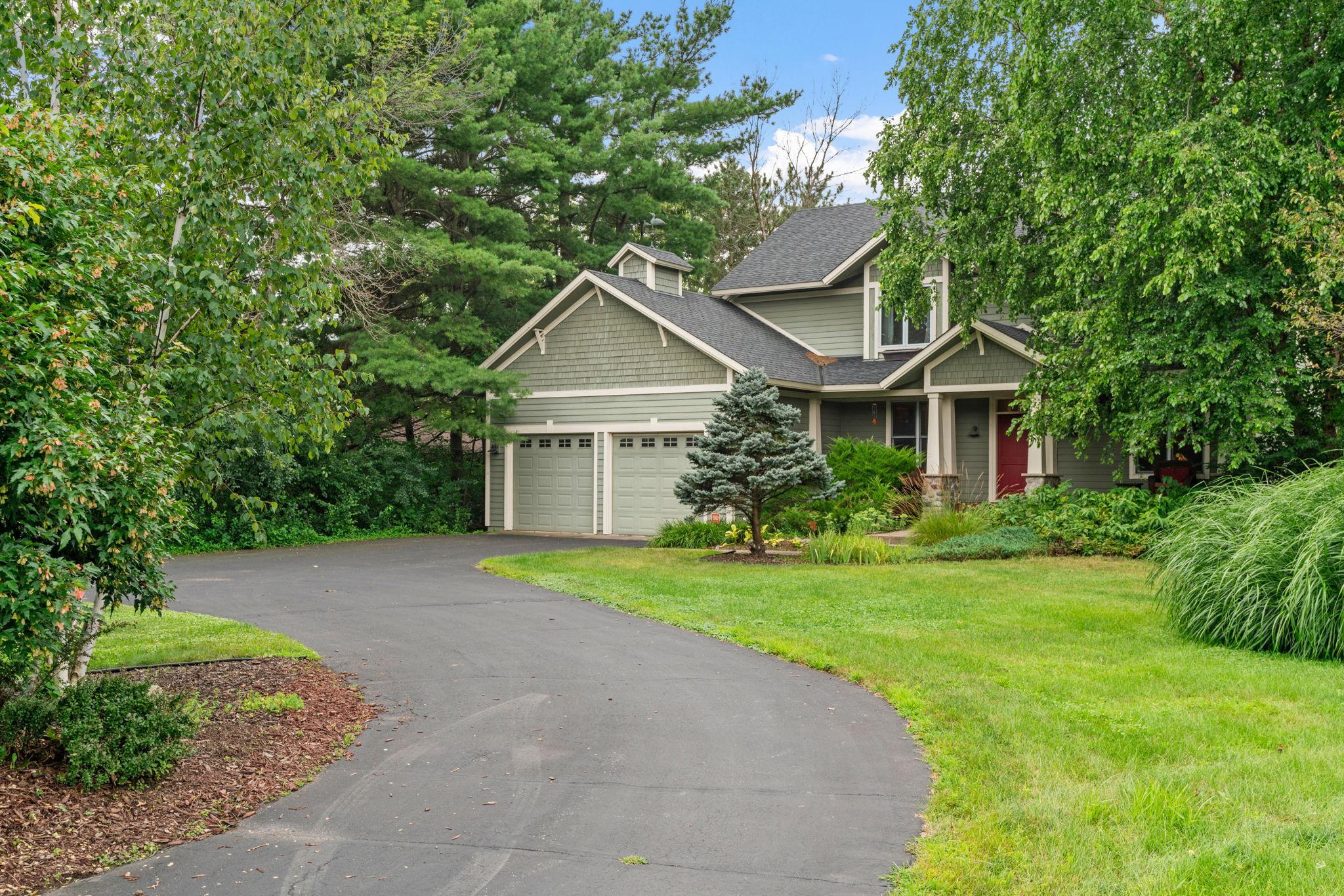 Lilac Ln, Lake Elmo, MN 55042