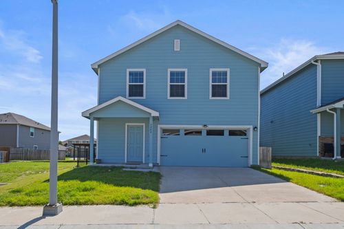 3248 Peyton Lila Rd, Dallas, TX, 75212-5002 | Card Image