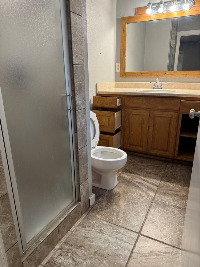 616 E Main St, House other with 4 bedrooms, 2 bathrooms and null parking in Pilot Point TX | Image 15