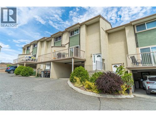 9-1469 Springhill Dr, Kamloops, BC, V2E1H5 | Card Image