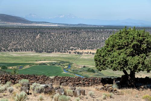6233 Scenic Dr, Prineville, OR, 97754-8436 | Card Image