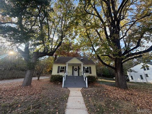 404 Broadway St, Waynesville, MO, 65583-2008 | Card Image