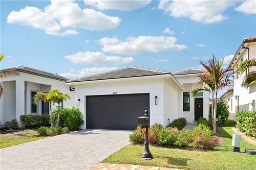 120 Se Cortile Enza, Port St Lucie, FL, 34952-6244 | Card Image
