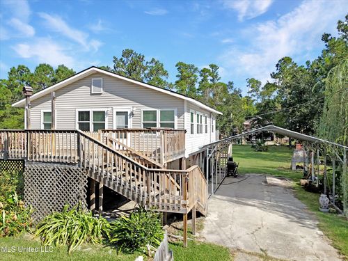 4098 Fourteenth St, Bay Saint Louis, MS, 39520-7737 | Card Image