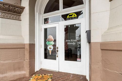 301 W Main Street, Radford, VA, 24141 | Card Image