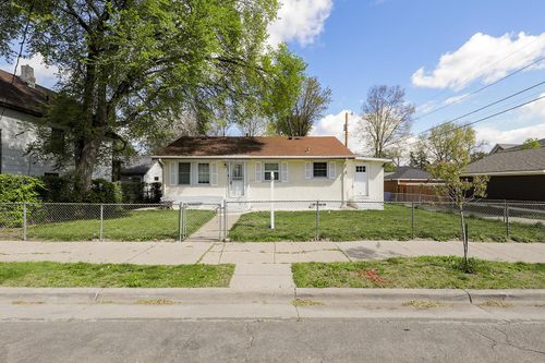 1814 4th Ave N, Minneapolis, MN, 55405-1111 | Card Image