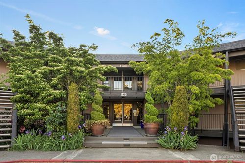 apt-213-1425 S Puget Dr, Renton, WA, 98055-4349 | Card Image