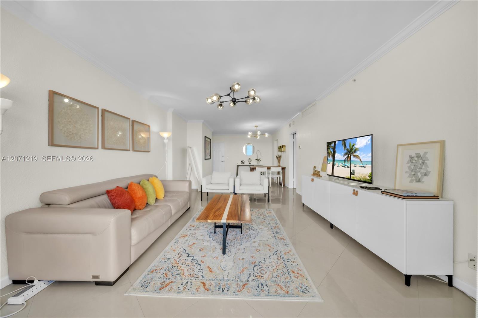 Residential Lease in Hollywood 2
