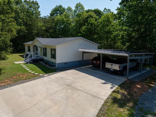 367 Oak Hill Ln, Critz, VA, 24082-3099 | Card Image