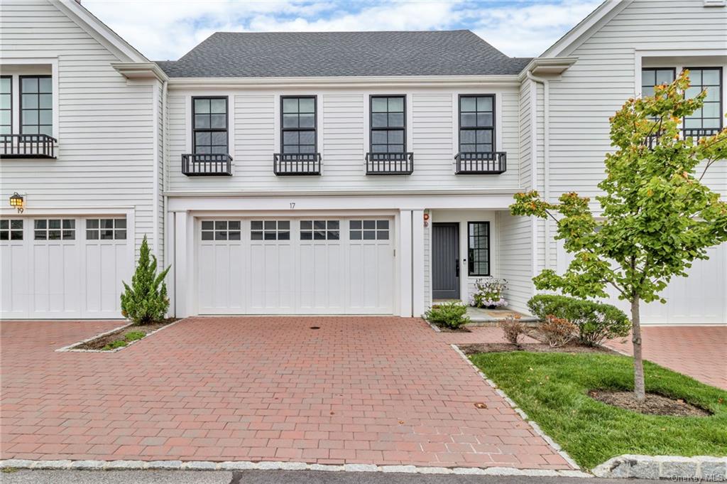 Lavender Ln, Port Chester, NY 10573