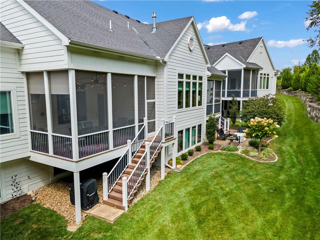 Lime Stone Rd, Parkville, MO 64152