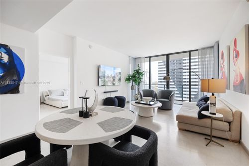apt-1010-88 Sw 7th St, Miami, FL, 33130-3694 | Card Image
