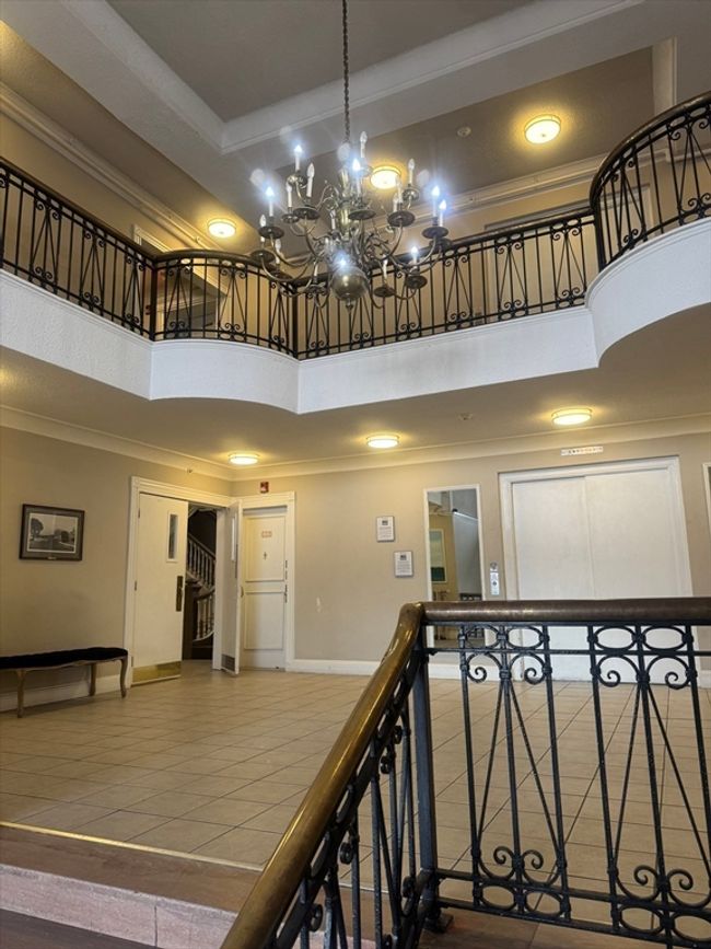 APT-108 - 285 Lynn Shore Dr, Condo with 1 bedrooms, 1 bathrooms and null parking in Lynn MA | Image 4