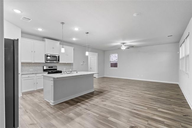9714 Grooveburr Ct, House other with 4 bedrooms, 3 bathrooms and 2 parking in Conroe TX | Image 7