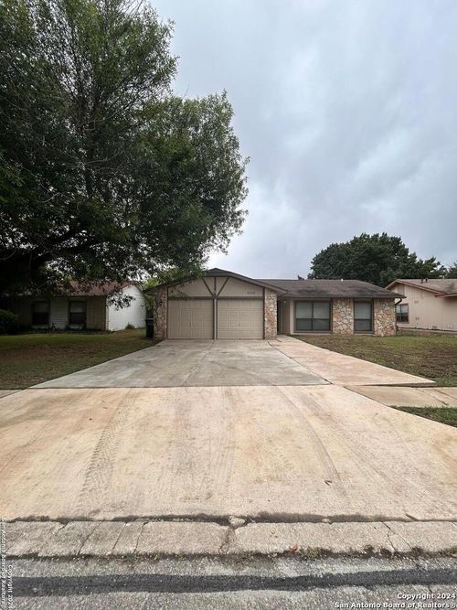 4948 Champlain, San Antonio, TX, 78217-1268 | Card Image