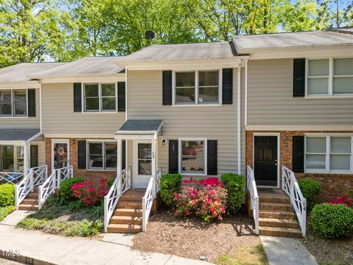 apt-e3-300 Nc 54, Carrboro, NC, 27510-1966 | Card Image