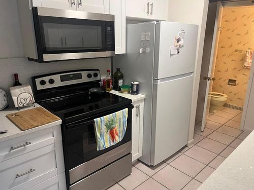 235-5180 E Sabal Palm Blvd, Tamarac, FL, 33319-2669 | Card Image