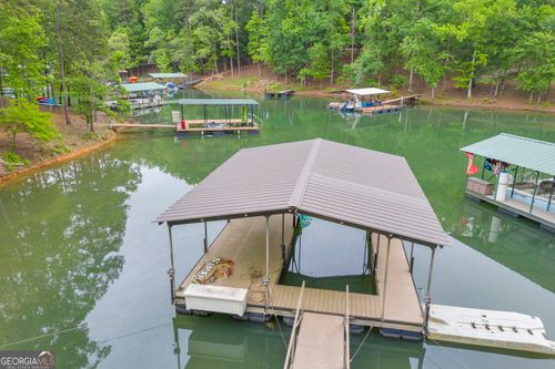 270 Freedom Heights Dr, Hartwell, GA, 30643-8229 | Card Image