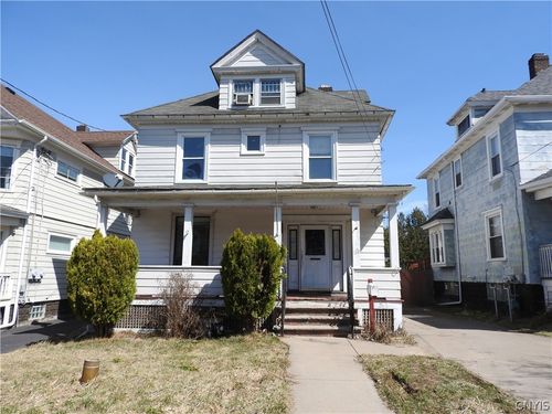 111 Michaels Ave, Syracuse, NY, 13208-1717 | Card Image