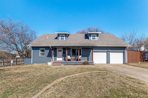 2819 Hollandale Ln, Farmers Branch, TX, 75234-2177 | Card Image