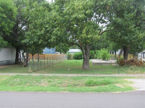 210 E E Carrie Manor Road, Manor, TX, 78653 | Card Image
