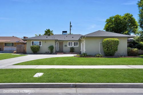 2938 E Willis Ave, Fresno, CA, 93726-3322 | Card Image