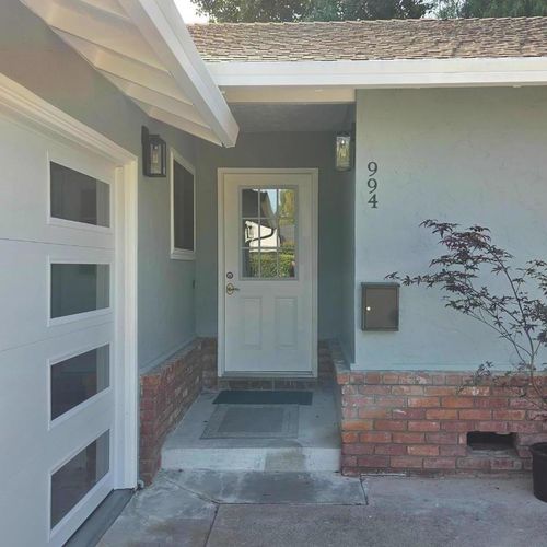 994 Colonial Ln, Palo Alto, CA, 94303-3726 | Card Image