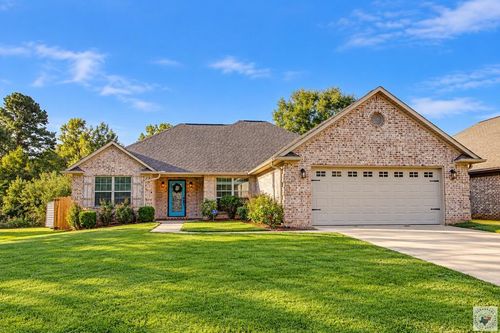 3417 Garrett Ln, Texarkana, TX, 75503-1241 | Card Image