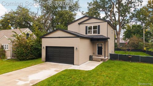 31738 Pierce St, Garden City, MI, 48135-1458 | Card Image