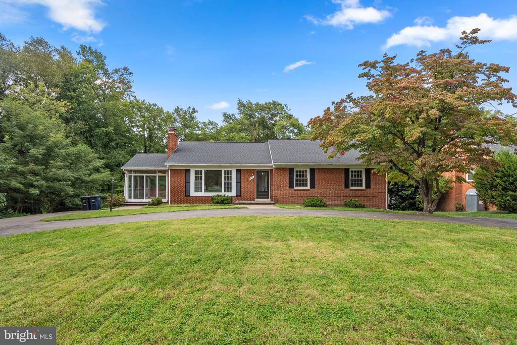 Sharon Rd, Temple Hills, MD 20748