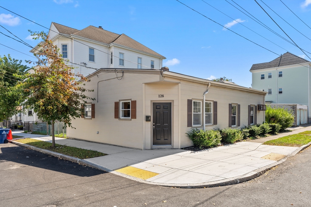 Clifford St, New Bedford, MA 02745
