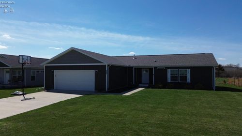 290 Ethan Dr, Fremont, OH, 43420-0019 | Card Image