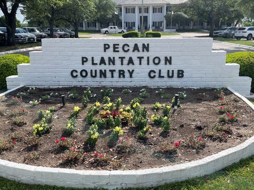 2412 Candlestick Dr, Granbury, TX, 76049-4352 | Card Image