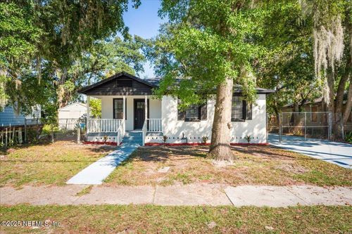 8135 Paul Jones Dr, Jacksonville, FL, 32208-2820 | Card Image