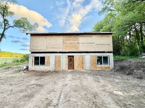 100 Bucklin Rd, Adams, MA, 01220-9715 | Card Image