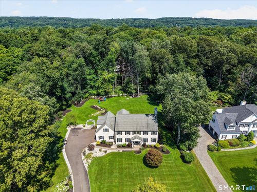 29 Maplewood Dr, Danbury, CT, 06811-4200 | Card Image