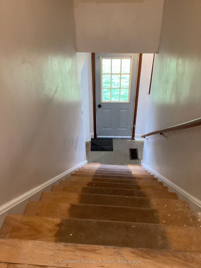 11 Laurentian St, House other with 4 bedrooms, 1 bathrooms and 2 parking in Deep River ON | Image 15