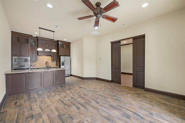 11030 Hidden Blf, House other with 4 bedrooms, 4 bathrooms and null parking in McGregor TX | Image 32