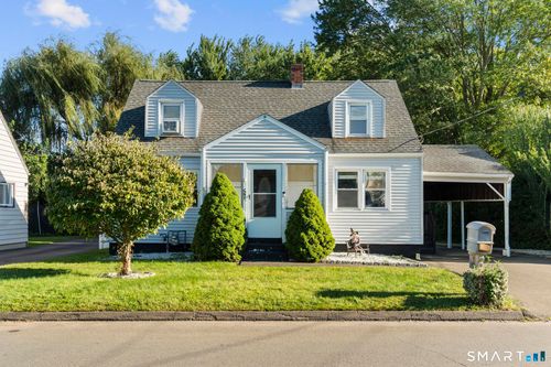 57 Burr St, East Haven, CT, 06512-3201 | Card Image