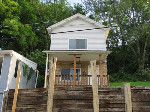 725 Valley St, Oakmont, PA, 15139-1839 | Card Image